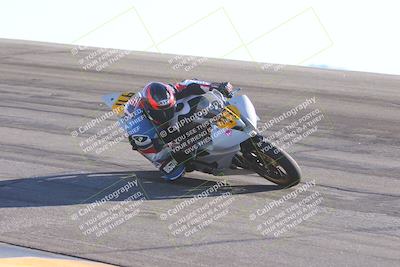 media/Nov-17-2024-CVMA (Sun) [[1fec520723]]/Race 11-Amateur Supersport Open/